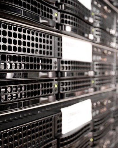 Num&eacute;rique et environnement : Comment &eacute;valuer l&rsquo;empreinte de la fabrication d&rsquo;un serveur, au-del&agrave; des &eacute;missions de gaz &agrave; effet de serre ?